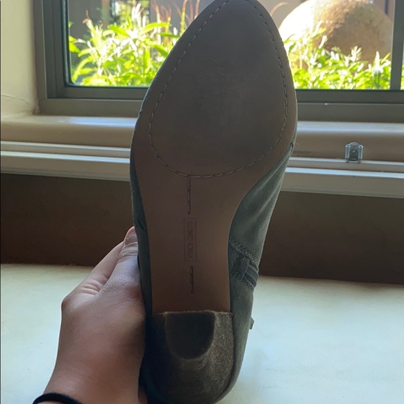 Vince Camuto Light Forest Green Ankle Boots - Picture 6 of 6
